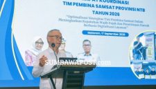 Sekda NTB Abul Chair Saat Membuka Rapat Koordinasi Tim Pembina Samsat Provinsi NTB Tahun 2026 di Mataram.