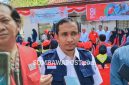 Ditengah Plt Ketua PMI NTB NS Lalu Doddy Setiawan Didampingi Ketua Bidang Informasi dan Komunikasi PMI NTB Fahrul Mustofa dan Ketua PMI Lombok Barat, Haris Karnain, Kamis (17/9/2026).

