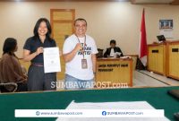 Kuasa Hukum Badai NTB, Yan Mangandar, Dalam Persidangan Perkara ITE di Pengadilan Negeri Raba Bima.