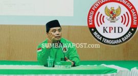 Ketua Komisi I DPRD NTB H Moh Akri Saat Memberikan Keterangan Terkait Tanggapan Publik dan Rekam Jejak 21 Calon Anggota KPID NTB.