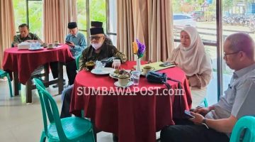 Komisi V DPRD NTB Saat Melakukan kunjuyngan Kerja ke SMKN 1 Pujut, Lombok Tengah.
