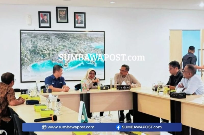 Wakil Ketua DPRD NTB H. Yek Agil Al Haddar Bersama Komisi II DPRD NTB Meninjau Kesiapan Kawasan ITDC Mandalika Jelang MotoGP 2026.