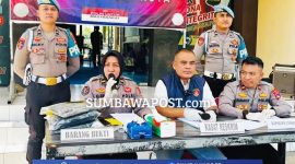 Polres Bima Kota Saat Menggelar Jumpa Pers Terkait Kasus Kematian Ihsan di Pantai Wadu Baba, Kecamatan Langgudu, Kabupaten Bima.