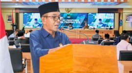 Rapat Paripurna DPRD NTB Dengan Agenda Pandangan Fraksi Membahas Persetujuan Perubahan APBD Tahun Anggaran 2026 di Aula Utama Kantor Gubernur NTB.