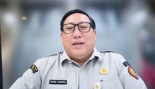 Direktur Jenderal Peternakan dan Kesehatan Hewan Kementan, Agung Suganda, saat Memberikan Paparan Secara Daring dalam Seminar Nasional Peternakan Fakultas Peternakan Universitas Mataram (Unram), Senin (12/10/2026).
