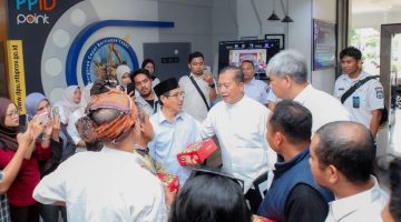 Gubernur NTB Lalu Muhamad Iqbal Usai Memimpin Pembahasan Penyelesaian Konflik Agraria Desa Karang Sidemen dan Desa Lantan, Kabupaten Lombok Tengah, Melalui Mekanisme Mediasi.