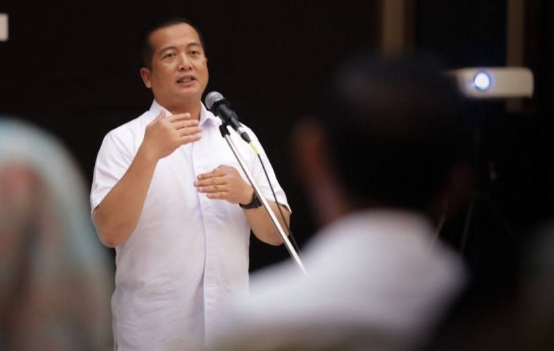 Gubernur NTB Dr. H. Lalu Muhamad Iqbal 