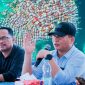 Gubernur NTB Dr Lalu Muhamad Iqbal Didampingi Kepala Dinas Kelautan dan Perikanan Muslim Saat Mengunjungi Pulau Bungin, Kabupaten Sumbawa, Dalam Upaya Mempercepat Legalitas Usaha, Perizinan Masyarakat Pesisir, dan Pengentasan Kemiskinan Ekstrem.