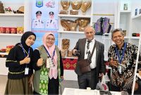 Produk kopi Koperasi Produsen Bumi Tani Lestari Indonesia Diperkenalkan Dalam Trade Expo Indonesia (TEI) 2026 Melalui Program Desa Berdaya-Desa Ekspor NTB. Pameran ini Membuka Peluang Penjajakan Bisnis Dengan Calon Mitra dari Turki dan Inggris.