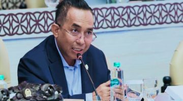 Anggota Komisi V DPR RI Mori Hanafi Mengapresiasi Kerja Keras Basarnas dan Tim SAR Gabungan Dalam Proses Pencarian dan Evakuasi Korban KM Virgo Transport 8.