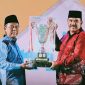 Bupati Sumbawa Barat H. Amar Nurmansyah Saat Menghadiri Penutupan MTQ XXII Tingkat Kabupaten Sumbawa Barat di Kecamatan Seteluk dan Menyerahkan Piala Juara Umum 
