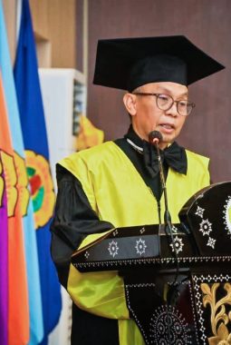 Sekda NTB Sentil Unram di Dies Natalis ke-64: Jangan Hanya Besar, Harus Berdampak