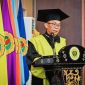 Sekretaris Daerah Provinsi NTB Abul Chair Saat Menyampaikan Pandangan Dalam Rapat Senat Terbuka Dies Natalis ke-64 Universitas Mataram.