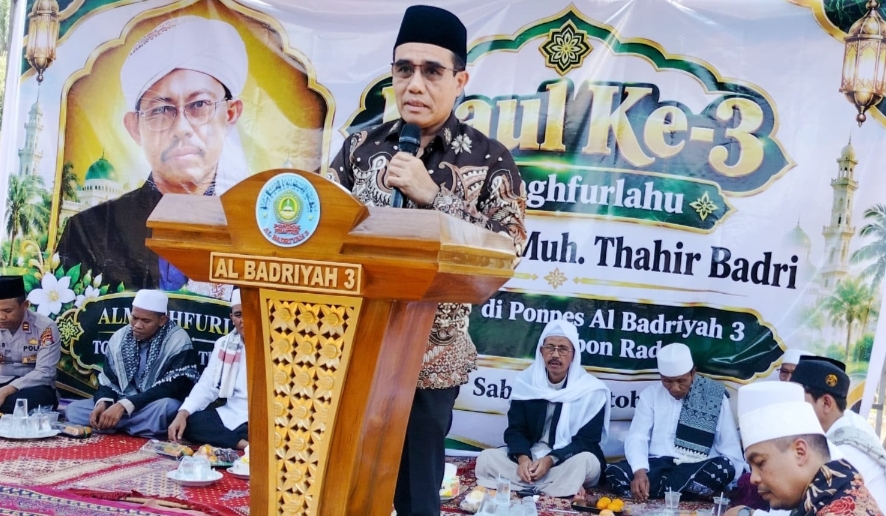 Peringatan Haul ke-3 Almaghfurlahu TGH. Lalu Muh. Thahir Badri di Pondok Pesantren Al-Badriyah 3, Kebun Raden, Desa Lando, Kecamatan Terara, Lombok Timur, Sabtu (3/10/2026).