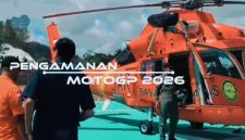 Dua Helikopter Basarnas Disiagakan di Sirkuit Mandalika Untuk Mendukung Kesiapsiagaan SAR dan Evakuasi Medis Udara Selama MotoGP Mandalika 2026, Lombok Tangah.