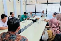 Kepala Disperindag NTB H. Lalu Wiranata Bersama Tim Mematangkan Persiapan Enam Mitra Binaan NTB Yang Akan Mengikuti TEI 2026.