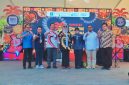 Pelaksana Tugas Direktur Utama ITDC Ahmad Fajar Bersama Gubernur NTB Lalu Muhamad Iqbal Beserta Istri dan Perwakilan Bank BRI dalam Rangkaian Mandalika Street Food Festival Vol. 2 di Bazar Mandalika, Kuta, Lombok Tengah, Jumat (9/10/2026).