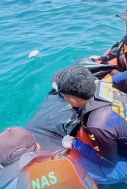 Tragedi Laut Bima, Korban Terakhir Terseret Ombak Ditemukan Tewas pada Hari Kedua
