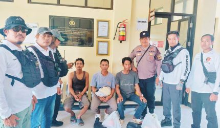 Lima buruh asal Demak diamankan polisi usai lompat pagar Sirkuit Mandalika demi nonton MotoGP gratis.