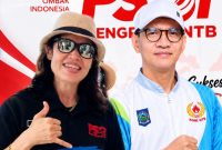 Ketua PSOI NTB Nurbaya Sari menyampaikan ucapan selamat kepada Mohan Roliskana atas terpilihnya sebagai Ketua Umum KONI NTB periode 2026-2030.