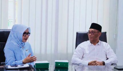 Evi Apita Maya berkunjung ke DPKP NTB membahas peluang bantuan bibit kopi bagi petani.
