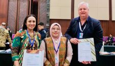 Penandatanganan MoU Antara CV Pilar Ekspor Indonesia dan South and Beyond Collection (PVT) LTD dari Australia Dalam Trade Expo Indonesia 2026.