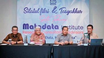 Direktur Eksekutif Matadata Institute, Nurdin Ranggabarani, Dalam Kegiatan Silaturahmi Pemikiran dan Tasyakur Satu Tahun Matadata Institute di Mataram.