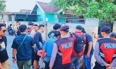 Polisi Sisir Kampung Narkoba Karang Bagu Mataram, 19 Pria Diamankan, 4,74 Gram Sabu Disita