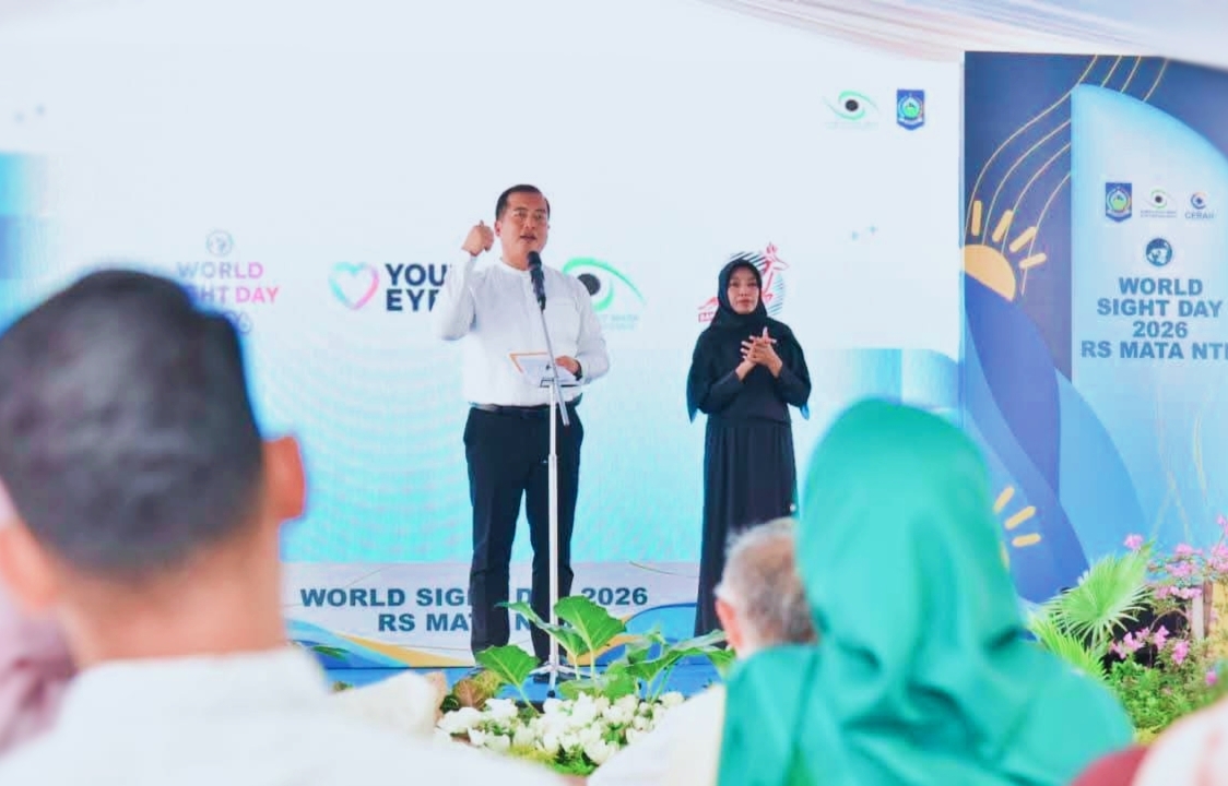 Gubernur NTB Lalu Muhamad Iqbal Menyampaikan Komitmen Penguatan Pelayanan Kesehatan Inklusif Dengan Mewajibkan Seluruh Rumah Sakit Milik Pemprov NTB Menyediakan Petugas Yang Mampu Berbahasanya Isyarat.