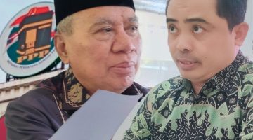 Moh. Akri dan H. Muzihir Terlibat Polemik Terkait Keabsahan SK DPP PPP dan Kepengurusan DPW PPP NTB. Akri Mengklaim Adanya Keputusan Baru dari DPP, Sedangkan Muzihir Membantah Keabsahan SK Tersebut.