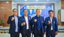 Ketua DPW Partai NasDem NTB, H. Mori Hanafi, Bersama Pengurus DPD dan DPW Partai NasDem di Kabupaten Bima Dalam Pelantikan di Hotel Mutmainnah, Kota Bima, Senin (19/10/2026).