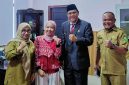 Bupati Sumbawa Ir. H. Syarafuddin Jarot, MP, Menerima Kunjungan Ananda Devira yang Terpilih Mewakili NTB Dalam Wirasena Youth Camp Tingkat Nasional di Jakarta.