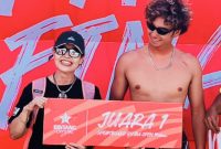 Ketua PSOI NTB  Bersama Atlet Bronson Meydi Yang Kembali Meraih Medali Emas di Liga Surfing Indonesia di Bali.