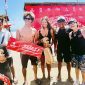 Bronson Meydi, Atlet PSOI NTB, Bersama Ketua PSOI NTB Nurbaya Sari dan Jajaran Pengurus Setelah Meraih Medali Emas di Kejurnas Surfing Indonesia dan Liga Surfing Indonesia di Bali.