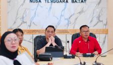 BRIDA NTB Bersama Bapperida dan TP-PKK Kabupaten Sumbawa Membahas Pengembangan Inovasi Berbasis Potensi Lokal, Termasuk Pemanfaatan Limbah Jagung dan Pewarna Alami Untuk Produk Kerajinan, dikantor BRIDA NTB di Kabupaten Lombok Barat.