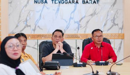 Koordinasi BRIDA NTB dan TP-PKK Sumbawa membahas inovasi kerajinan dari limbah jagung dan pewarna alami.