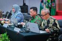 Didepan Adalah Sekretaris Daerah NTB Abul Chair Dalam Rapat Koordinasi Bersama KPK Yang Membahas Penguatan Tata Kelola Pemerintahan dan Penyelamatan Aset Daerah di Mataram, Jumat (23/10/2026).
