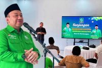 Terlihat Ketua Bawaslu NTB Bersama Ketua DPW PKB NTB, Lalu Hadrian Irfani, Dan Jajaran Pengurus Saat Agenda Konsolidasi Demokrasi di kantor baru DPW PKB NTB, Jalan Merdeka, Pagesangan, Mataram.