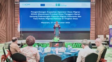 Wakil Gubernur NTB Indah Dhamayanti Putri Saat Menyampaikan Pentingnya Penguatan Perlindungan Pekerja Migran Indonesia Melalui Pengembangan Desa Migran EMAS.