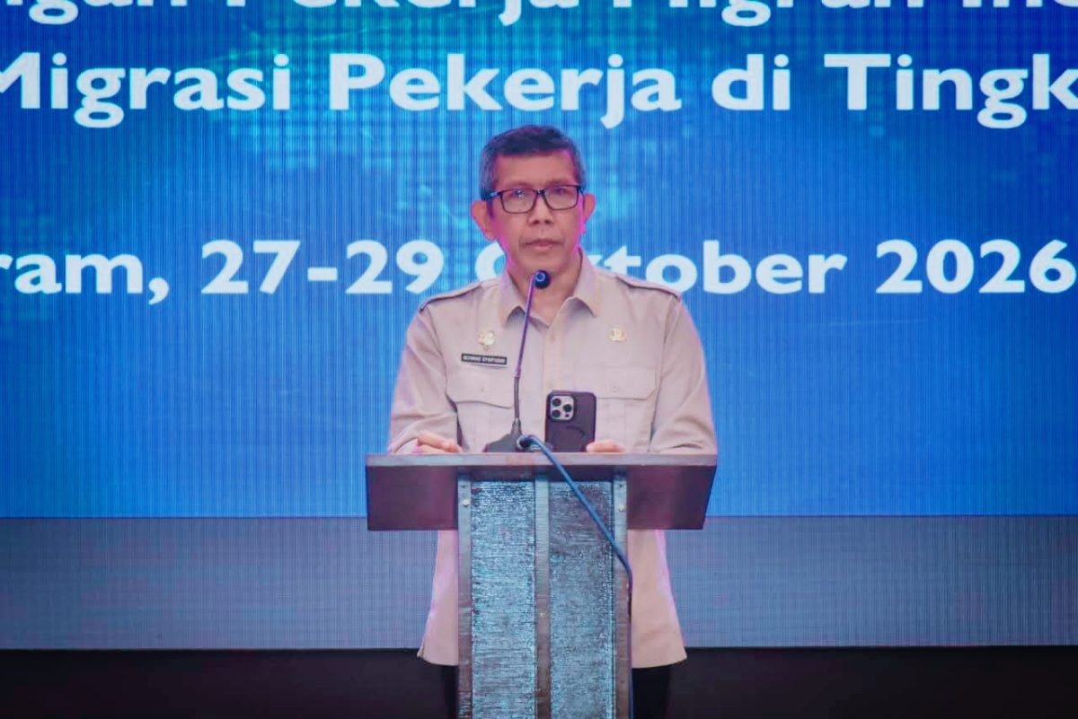 Sekretaris Jenderal Pemberdayaan KP2MI Achmad Syaifudin Rahadhian Dalam kegiatan Penguatan Kapasitas Aparatur Desa Untuk Program Desa Migran EMAS di NTB.