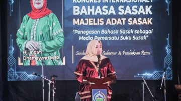 Wakil Gubernur NTB Hj. Indah Dhamayanti Putri Saat Membuka Kongres Internasional I Bahasa Sasak di Aula BPSDM NTB, Mataram, Rabu (28/10/2026).