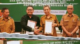 Jajaran Pemerintah dan Pemangku Kepentingan Menghadiri Kick-Off Meeting Implementasi Proyek FOLU RBP GCF di Mataram, NTB, Senin (26/10/2026). Kegiatan Ini Menjadi Bagian Dari Upaya Mendorong Penurunan Emisi, Memperkuat Tata Kelola Hutan, dan Membuka Peluang Pendanaan Karbon.