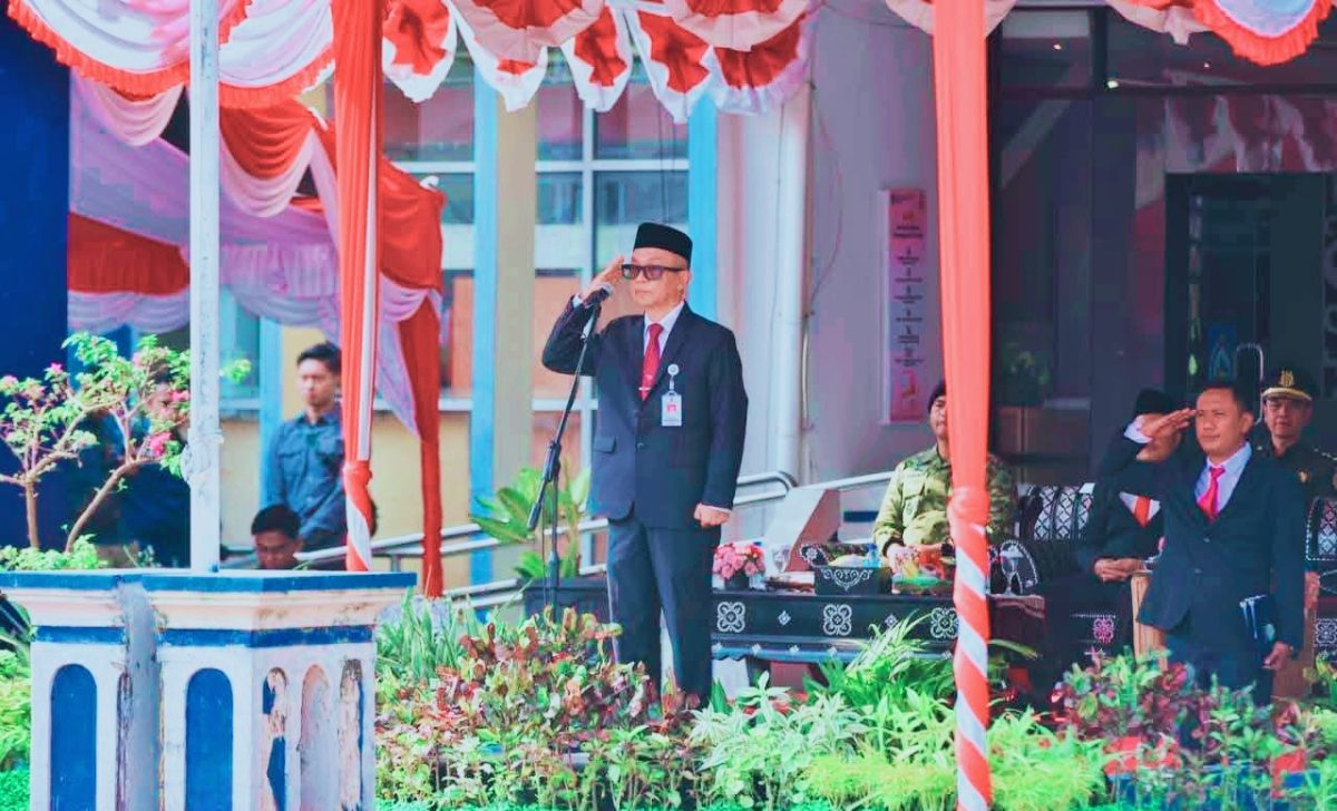 Sekda NTB Abul Chair Saat Memimpin Upacara Peringatan Hari Sumpah Pemuda ke-98 di Mataram, Rabu (28/10/2026).