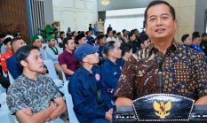 Jangan Habiskan Energi Kejar Karier Politik, Ini 3 Wasiat Miq Iqbal untuk Pemuda NTB