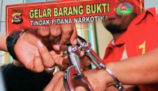Polisi Mengungkap Tiga Kasus Dugaan Peredaran Narkotika Jenis Sabu di Tiga Lokasi Berbeda di Kabupaten Dompu Dengan Total Barang Bukti 18,39 gram.