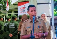 Kepala Bidang Pembinaan Koperasi Diskop UKM NTB Rahmadin Saat Memberikan Arahan Dalam Apel Pagi di Kantor Diskop UKM NTB, Selasa (6/10/2026).