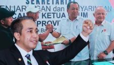 Mori Hanafi Resmi Mendaftarkan Diri Sebagai Calon Ketua KONI NTB periode 2026-2030, Kamis (8/10/2026).